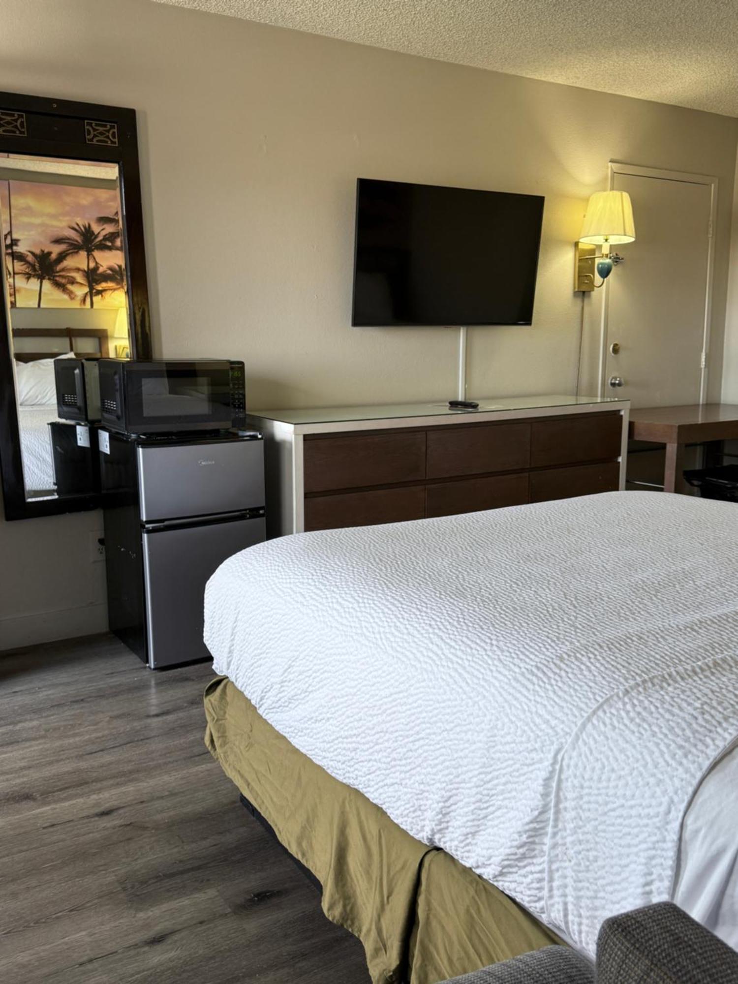 Days Inn By Wyndham Ontario Airport Екстер'єр фото