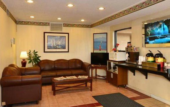 Days Inn By Wyndham Ontario Airport Екстер'єр фото
